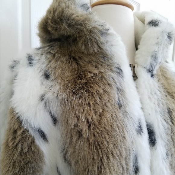 Warm Vintage Leopard Faux Fur Coat! - Picture 4 of 8